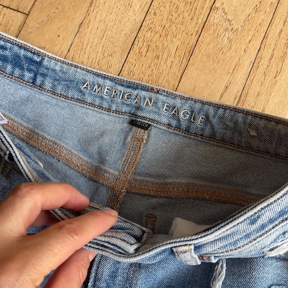 American eagle mom jean size 6 great condition - Picture 2 of 7